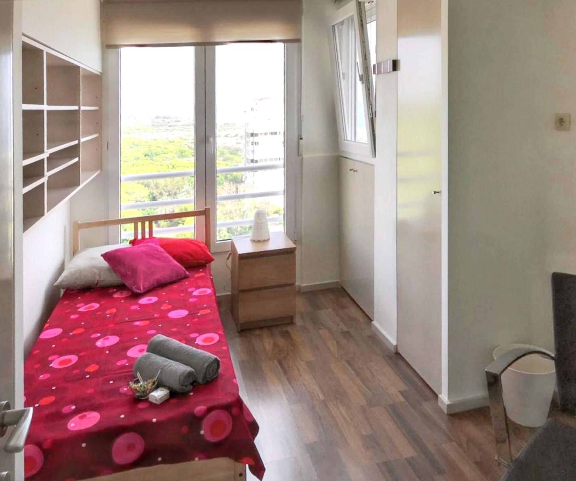 Spacious Apartment In Valencia With Sea View - 160 Sqm Valência Exterior foto