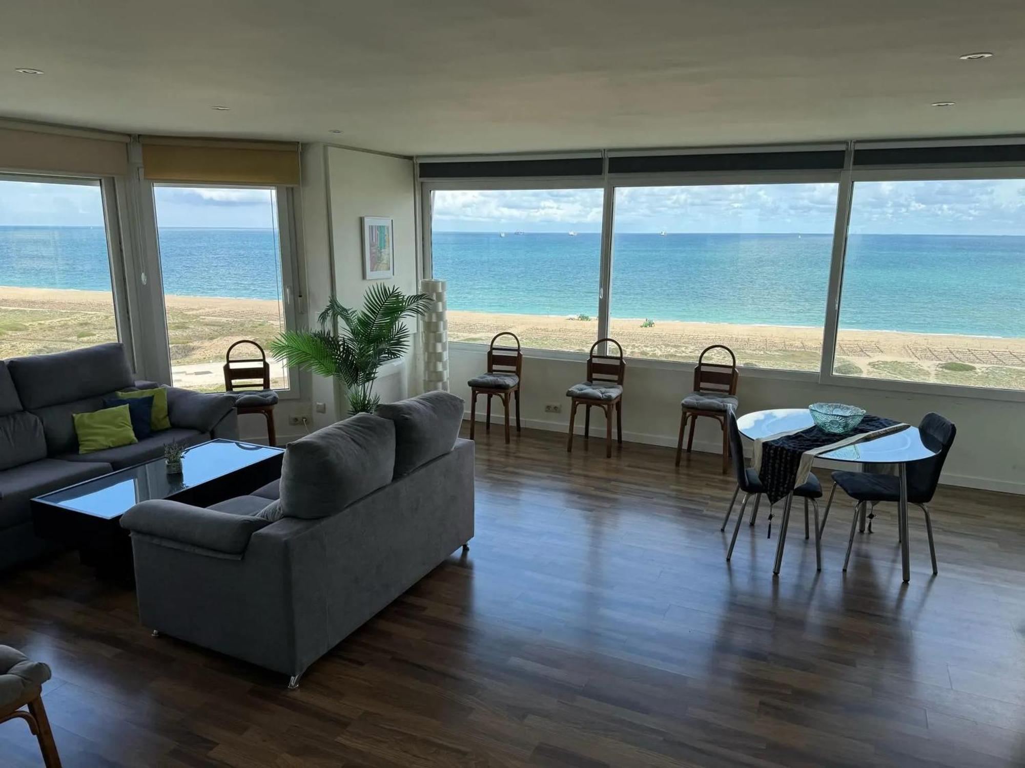 Spacious Apartment In Valencia With Sea View - 160 Sqm Valência Exterior foto